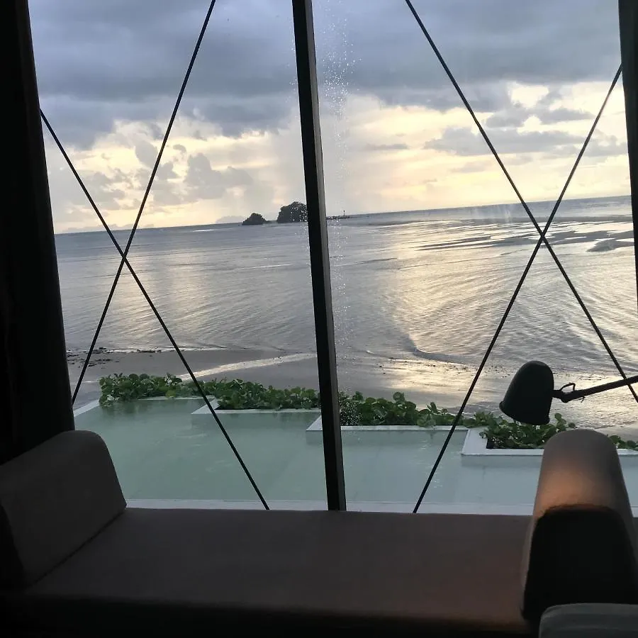 빌라 Deepspace Cabin On Quiet Beach 란타섬 태국