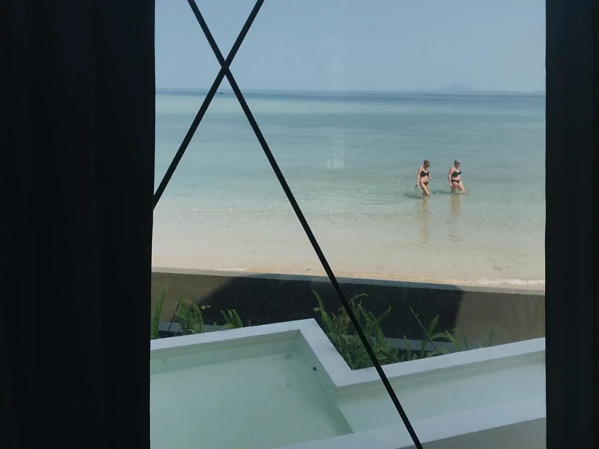 Deepspace Cabin On Quiet Beach 란타섬 0*,